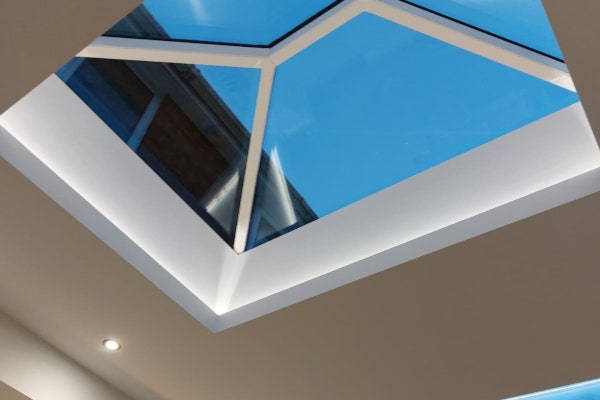 korniche lantern in house extension